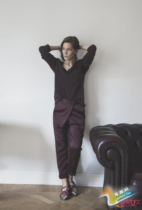 越簡(jiǎn)單越接近時(shí)髦 簡(jiǎn)約派的時(shí)尚經(jīng)